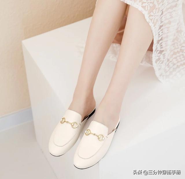 今夏最美的15款平底凉鞋都在这，舒服又好看，小仙女们都在穿