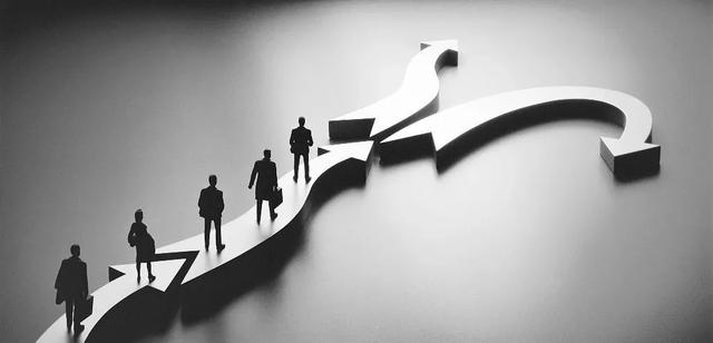 互联网出海的疾风吹起了谁？