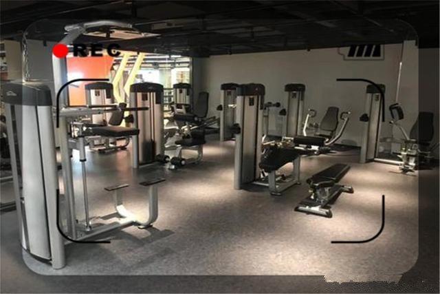 一个45岁的返乡农民，目前做什么生意能够月入过万？这几个都可以