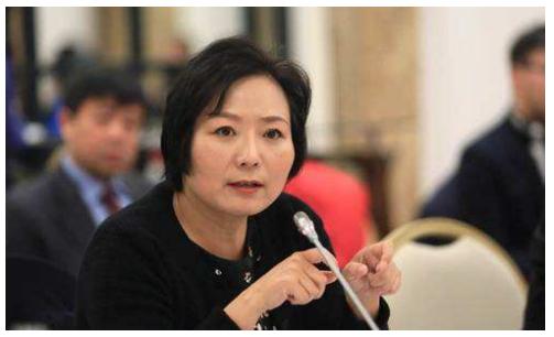 中国神秘女富豪：白手起家成为"地产女王"，离婚分给前夫200亿