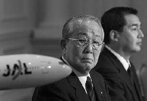 稻盛和夫65岁退休股票都给员工，选择出家却患癌，他的反应真绝了