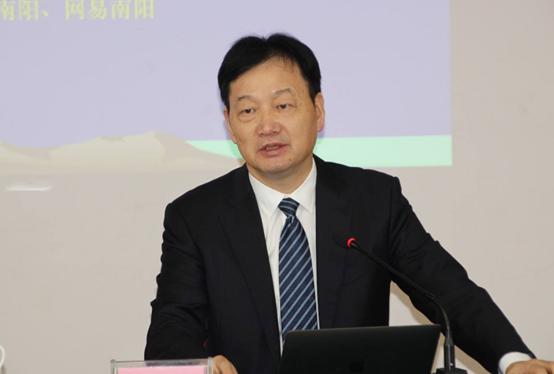 靠养猪发家，如今全国拥有200多家子公司，身家超过1500亿