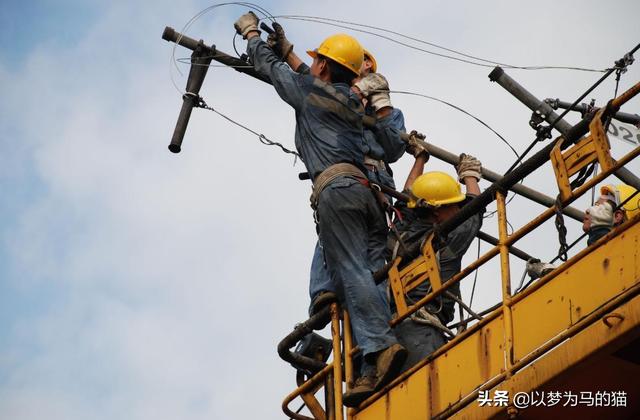 大专生：这10个专业“就业率高”，好好学不比本科毕业生发展差