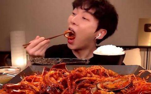 央视揭大胃王吃播套路：假吃+催吐