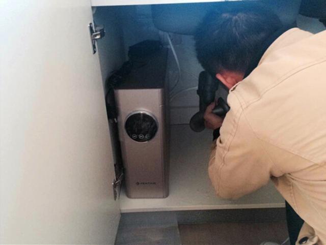 打造家庭净水系统，比买水放心！滨特尔净水器体验分享