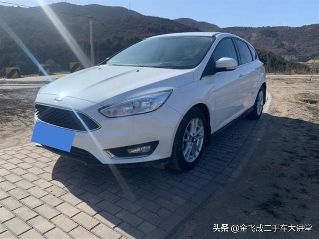 买两厢二手A级车，给你几款绕不开的选择