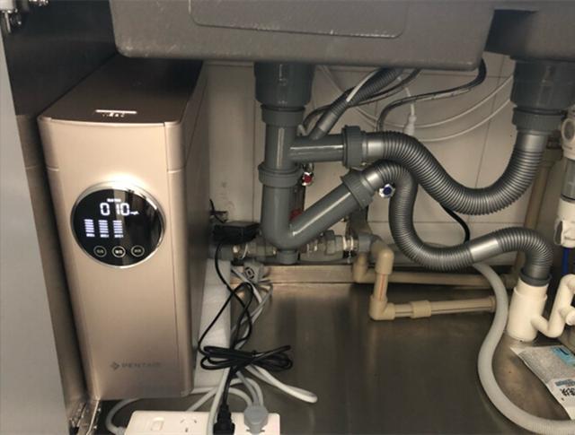 打造家庭净水系统，比买水放心！滨特尔净水器体验分享