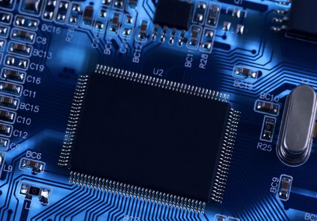 华为向联发科订1.2亿颗芯片，高通急了！全力游说特朗普取消限制