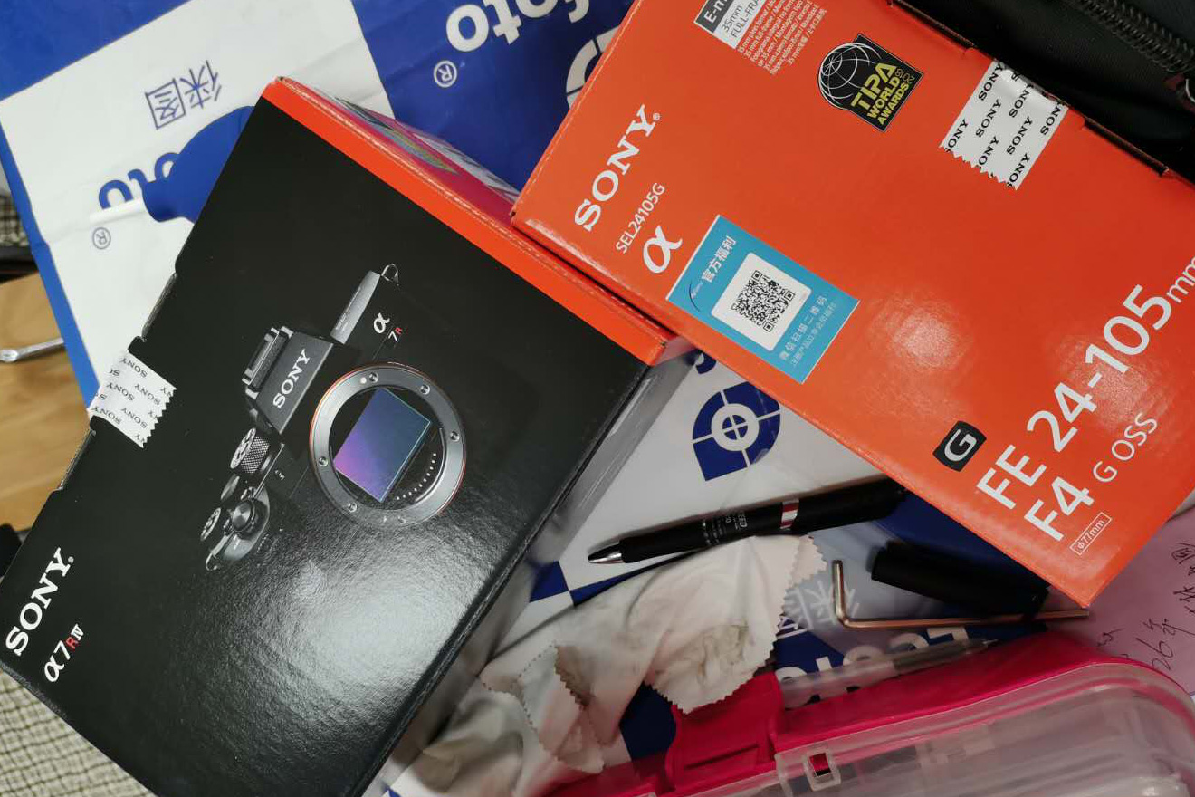 又一个朋友清仓尼康，投奔索尼，微单趋势不可阻挡？