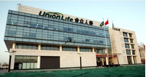 因车祸高位截瘫，41岁坐在轮椅上创业，如今是亿万富翁，为他点赞