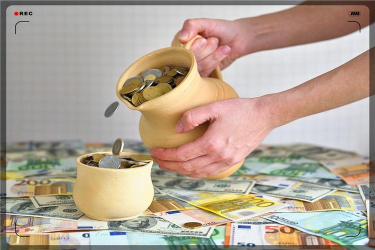 51岁的人一直打零工，手里有5000块钱，能做一些什么小生意？