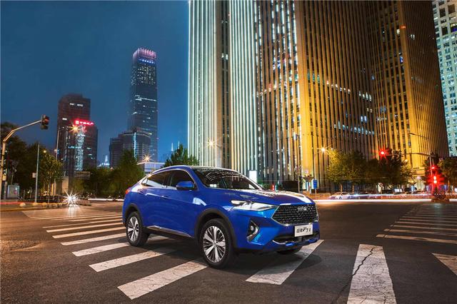 最低10万元左右，开上这几款车，马上成为整条街上最靓的仔