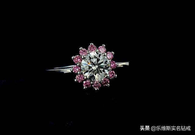 大克拉钻戒有哪些等级，工薪阶层选择多少克拉的钻戒