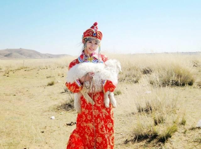 中国最美100首经典民歌，终于找全了，送给你~