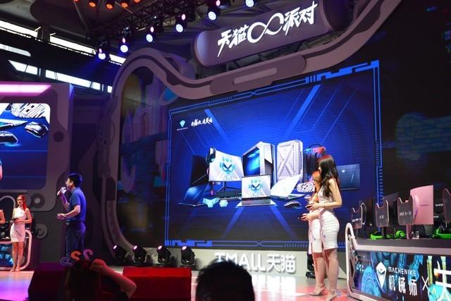 2020 ChinJoy 机械师发布全新F117-X轻薄电竞本