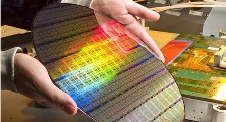 华为芯片禁令要延期？外媒传来消息，国际半导体协会发出“警告”