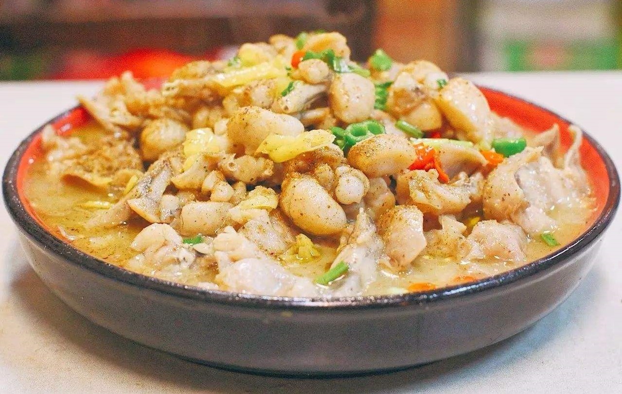 餐厅老板套路深！提高价格后，反而生意暴增，月入40万