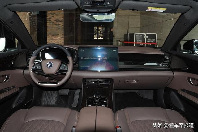 接近特斯拉Model S的数据表现 比亚迪汉EV五大亮点解析