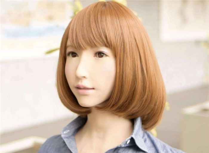 女性机器人火了，颜值赛真人还不算啥，这3点性能比一般人还强