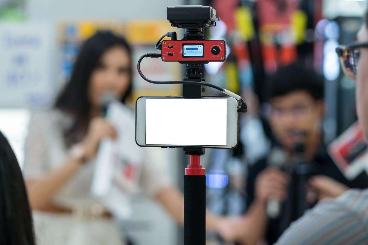 直播带货：敲响了丧钟，也吹响了集结号