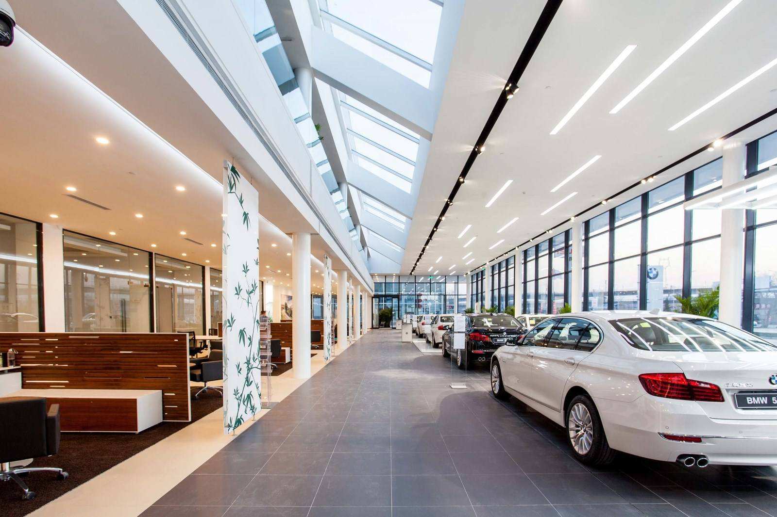 亏损不断，4S店迎来倒闭潮？车主：都是自找的