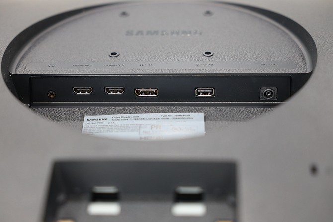 让桌面尽显专业“色彩”！三星UR55高分显示器评测