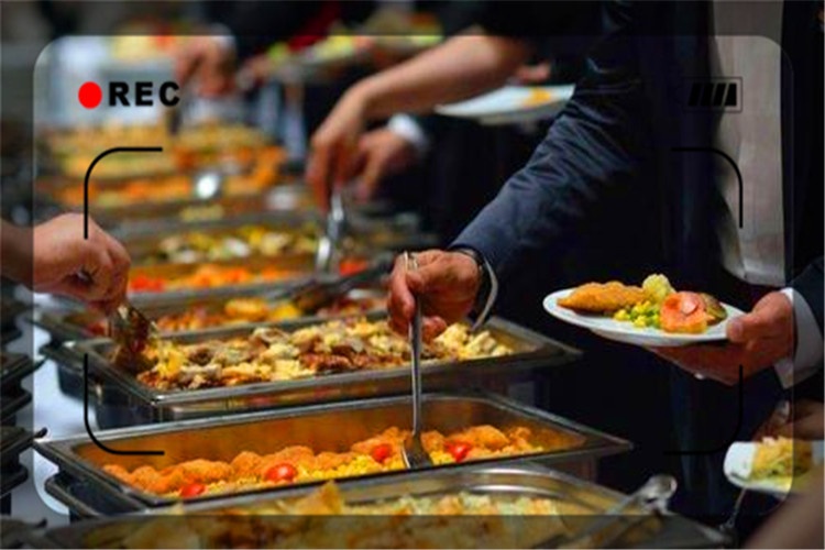 42岁的人不想继续打工，10万元资金投入，开什么实体店赚钱？