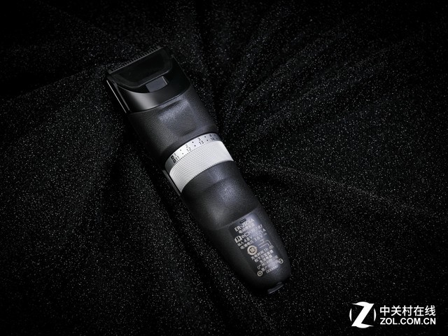 RR3EIAoIAA5W1D?from=pc