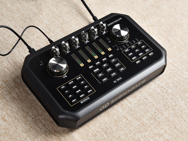 让你的直播间火速升温 森然ST60直播声卡