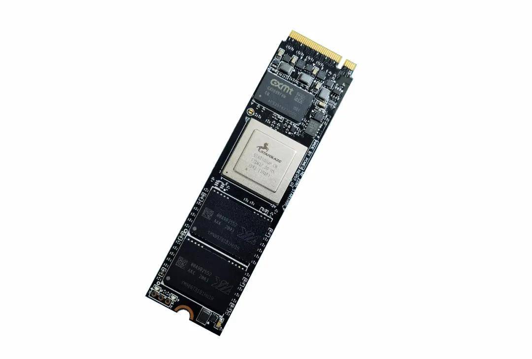 首款中国芯国产高端SSD：光威弈Pro NVMe SSD发布