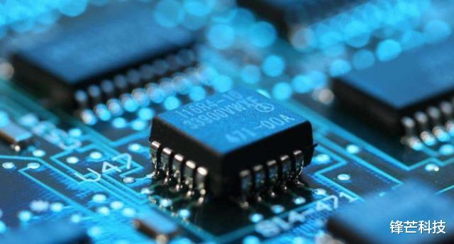 中国芯片今年进口3000亿美元，2030年实现完全的自给自足！
