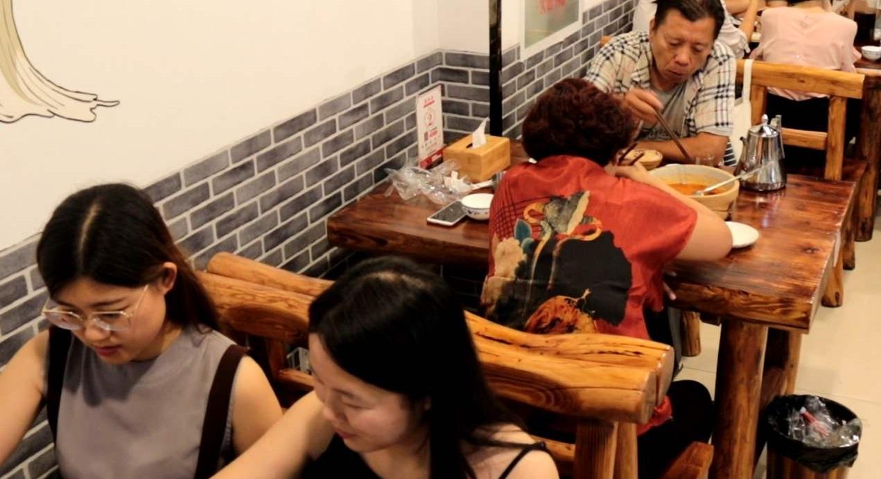 生意很差的餐厅推出特价菜后，月赚15万！特价菜的魔力这么大？