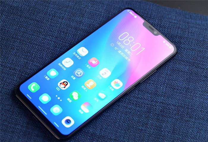 iPhone12大型真香！预售官网被挤崩溃？网友：华为咋办？