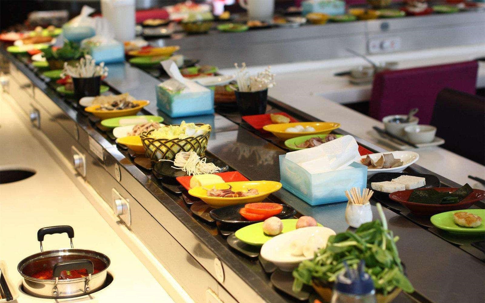 旋转小火锅月赚20万，每天座无虚席，背后的经营秘诀是什么？