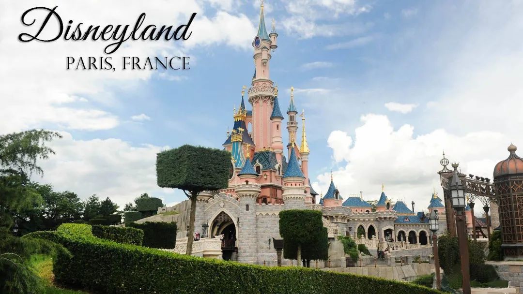 COS“花木兰”席卷万圣节：迪士尼困局靠流媒体续命