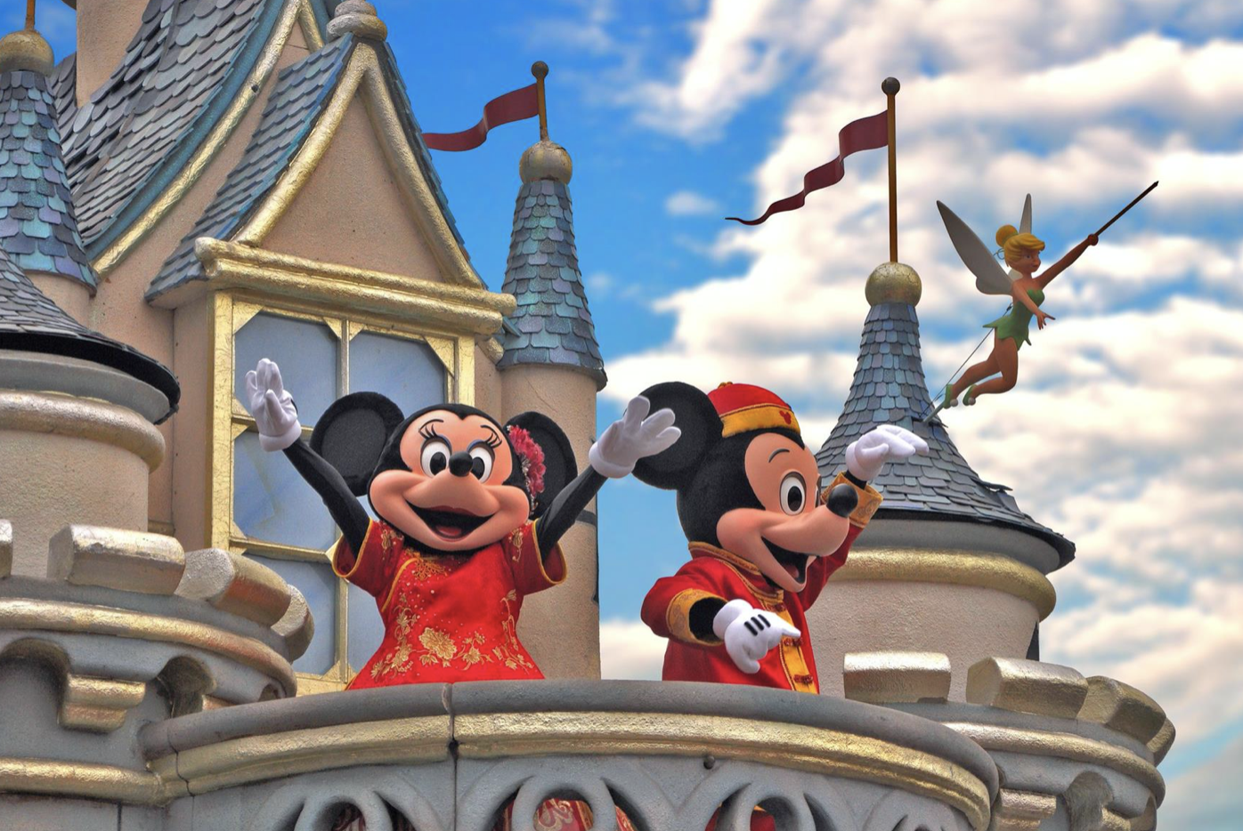 巨亏185亿，裁员名额提高至35000人，迪士尼扛不住了？