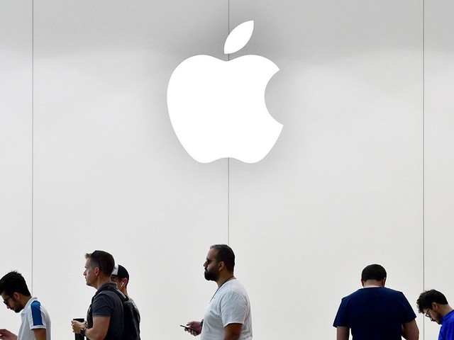 重磅！“苹果税”从30%降至15%，苹果挥刀自割为哪般？