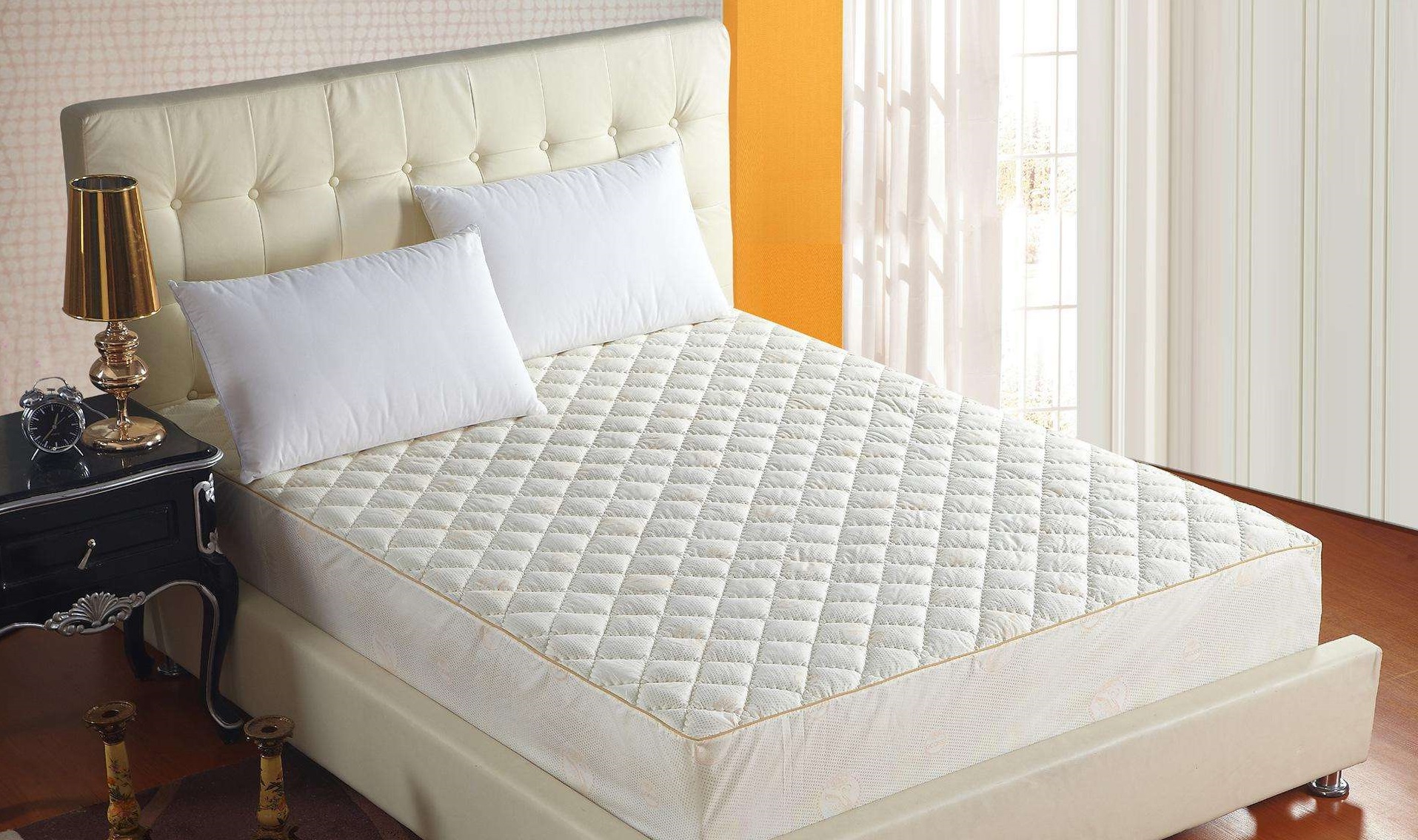 这种模式太牛了！厂家直销卖床垫，不投广告不开店，年赚三百万