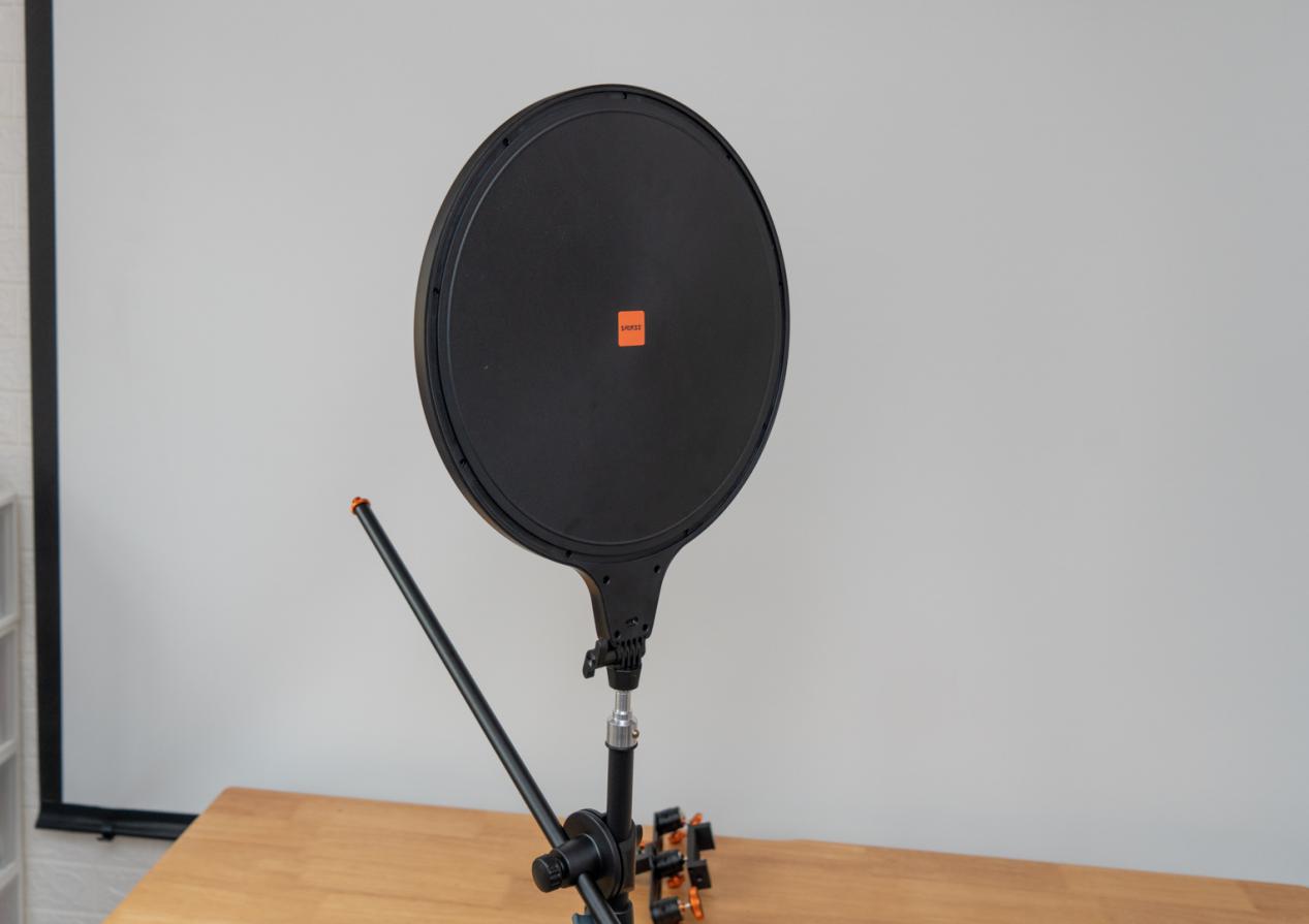 千元内就能搞定全套直播装备，SMORSS创新直播套装开箱体验