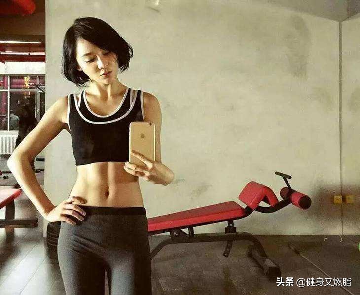 练出马甲线最短需要多久时间？几个动作，快速拥有马甲线