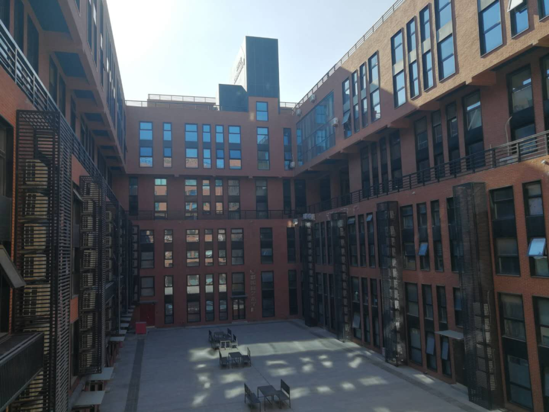 60万带货主播迎来「冰点时刻」？