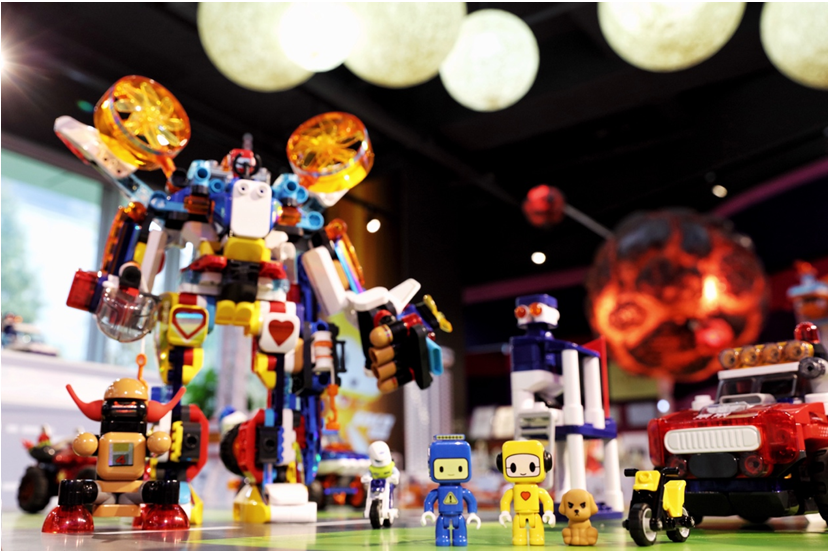 美国人开始存钱、中国人开始拥抱国产，英国媒体一针见血指出原因