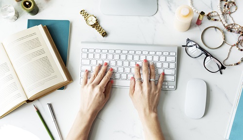 电脑快速打字技巧，送个每一位初学者