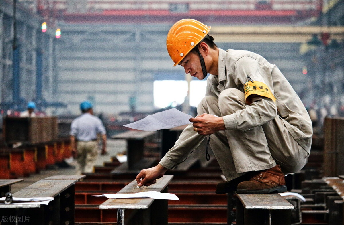 我，大三学生，靠给工厂介绍寒假工半年收入十万，现总收入6位数