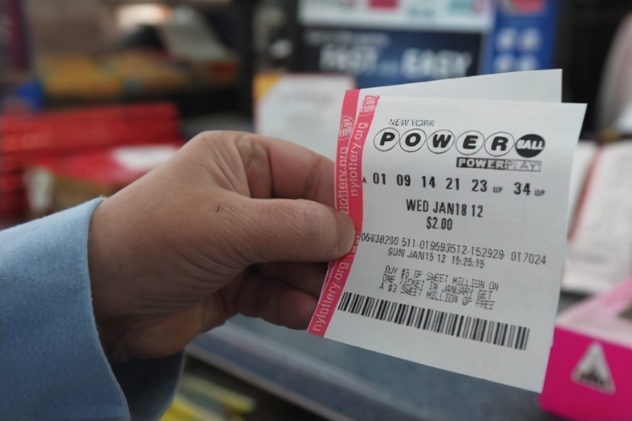 农村小伙摆地摊，所有商品“只送不卖”，反而还赚了3.6万