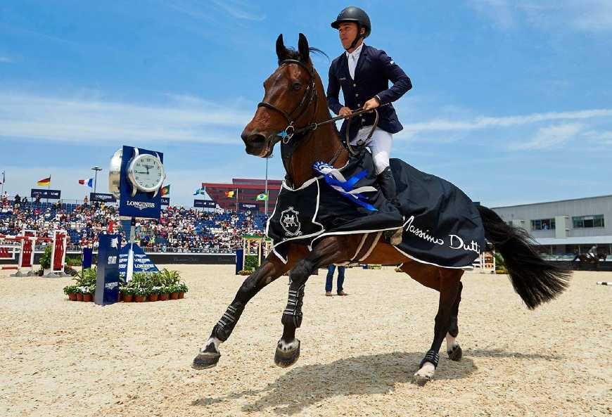 马术作为一项贵族运动,一直是奥运会的常驻比赛项目.