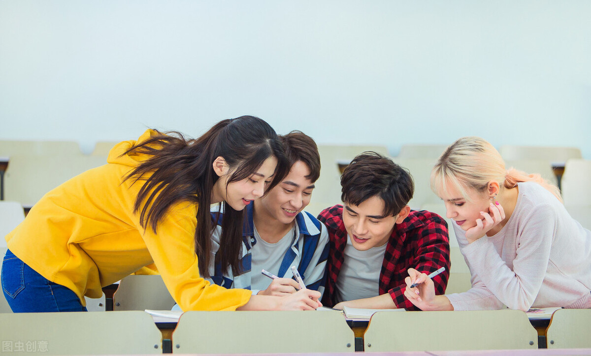 我，大三学生，靠给工厂介绍寒假工半年收入十万，现总收入6位数