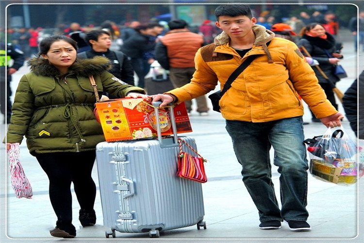 现在城市打工的人越来越少，农村也是地广人稀，人都到哪里去了？