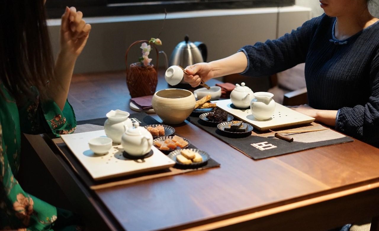 这家茶馆太牛了！免费请顾客喝茶，不亏反赚，一个月盈利上百万