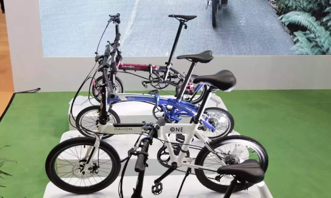 美国大行折叠自行车DAHON上海展 | 斩获创新奖 双品牌模式曝光